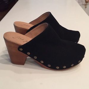 Free People Black Suede Clogs size 10